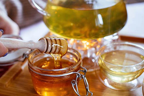 Can I have honey before a colonoscopy on clear liquid diet yes